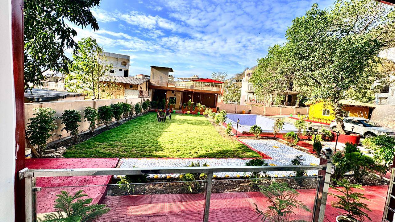 Devora Resort