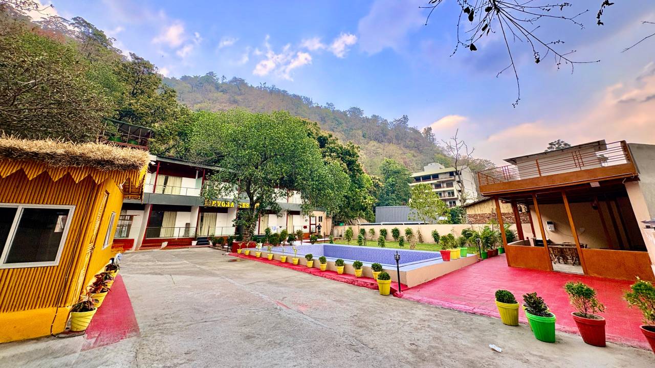 Devora Resort